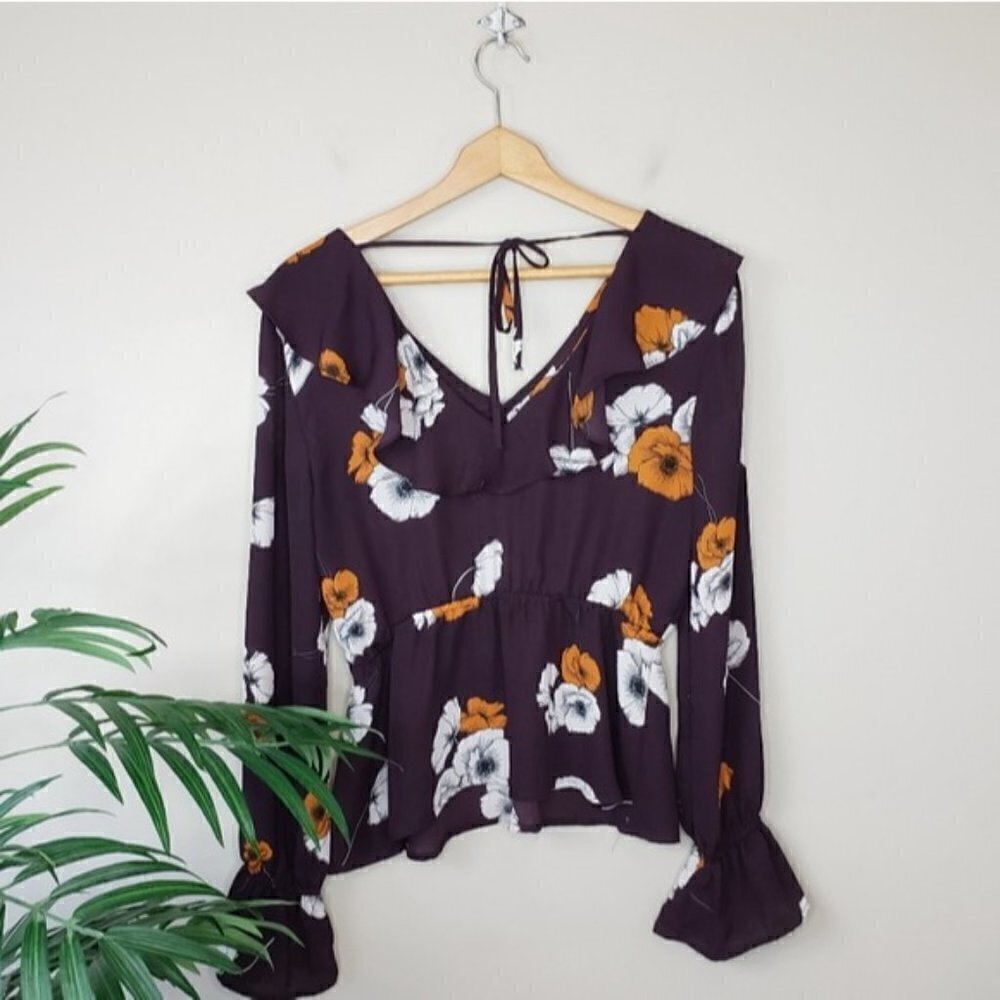 Cupcakes and Cashmere Deep Purple Floral Ruffle Long Sleeve Blouse Size Small - Picture 2 of 7